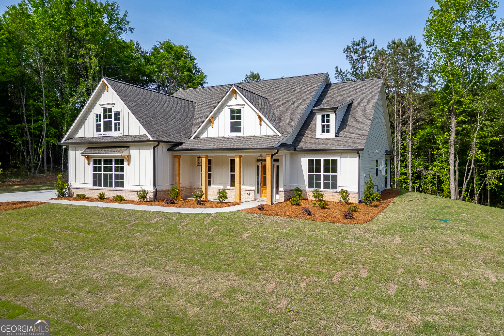 1210 Austin RD