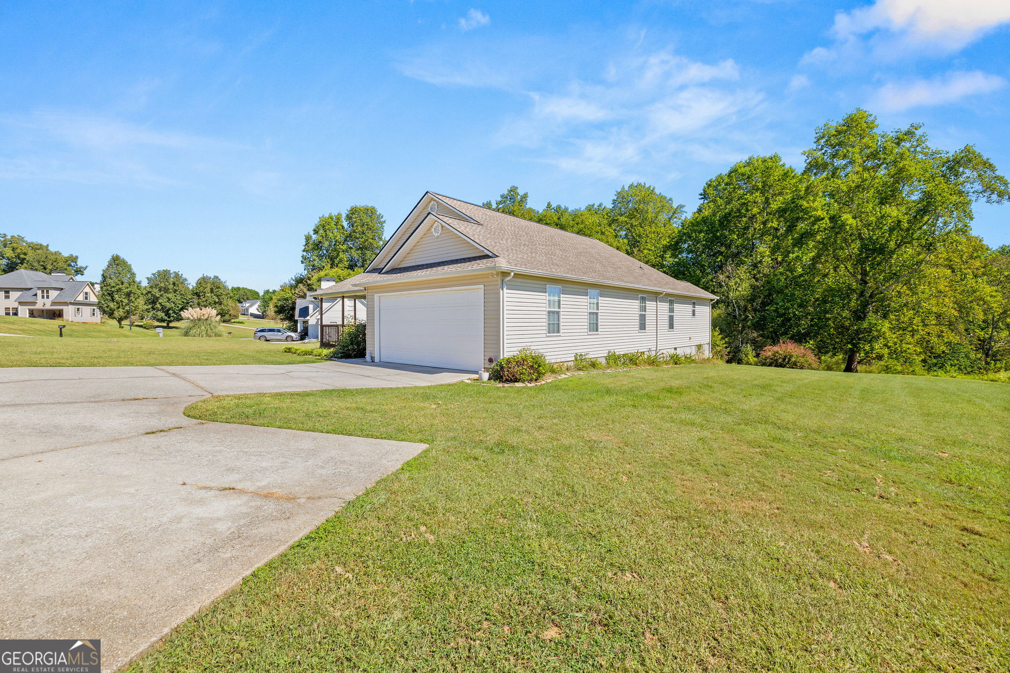 219 MALLARD POND CIRCLE