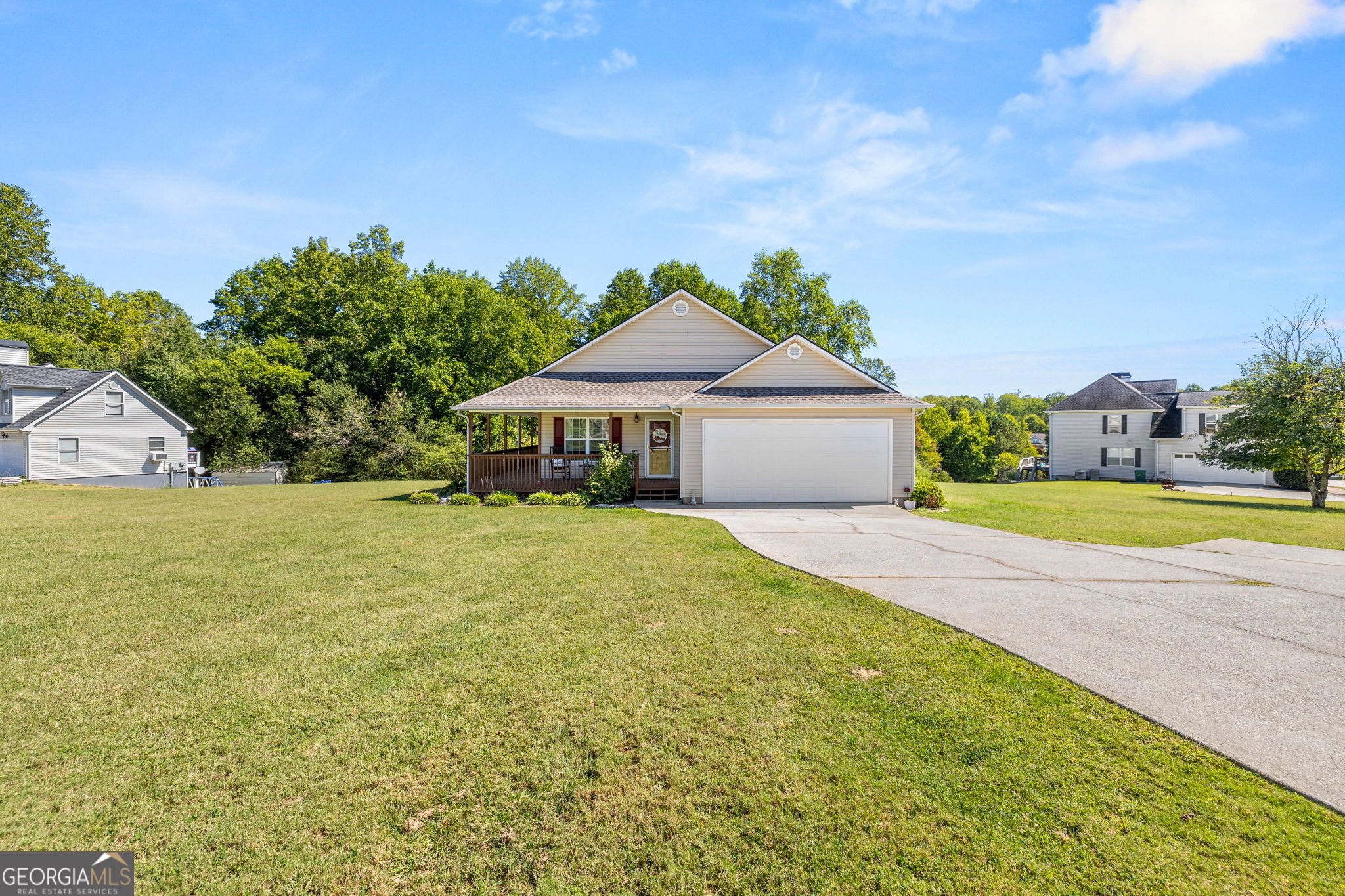219 MALLARD POND CIRCLE