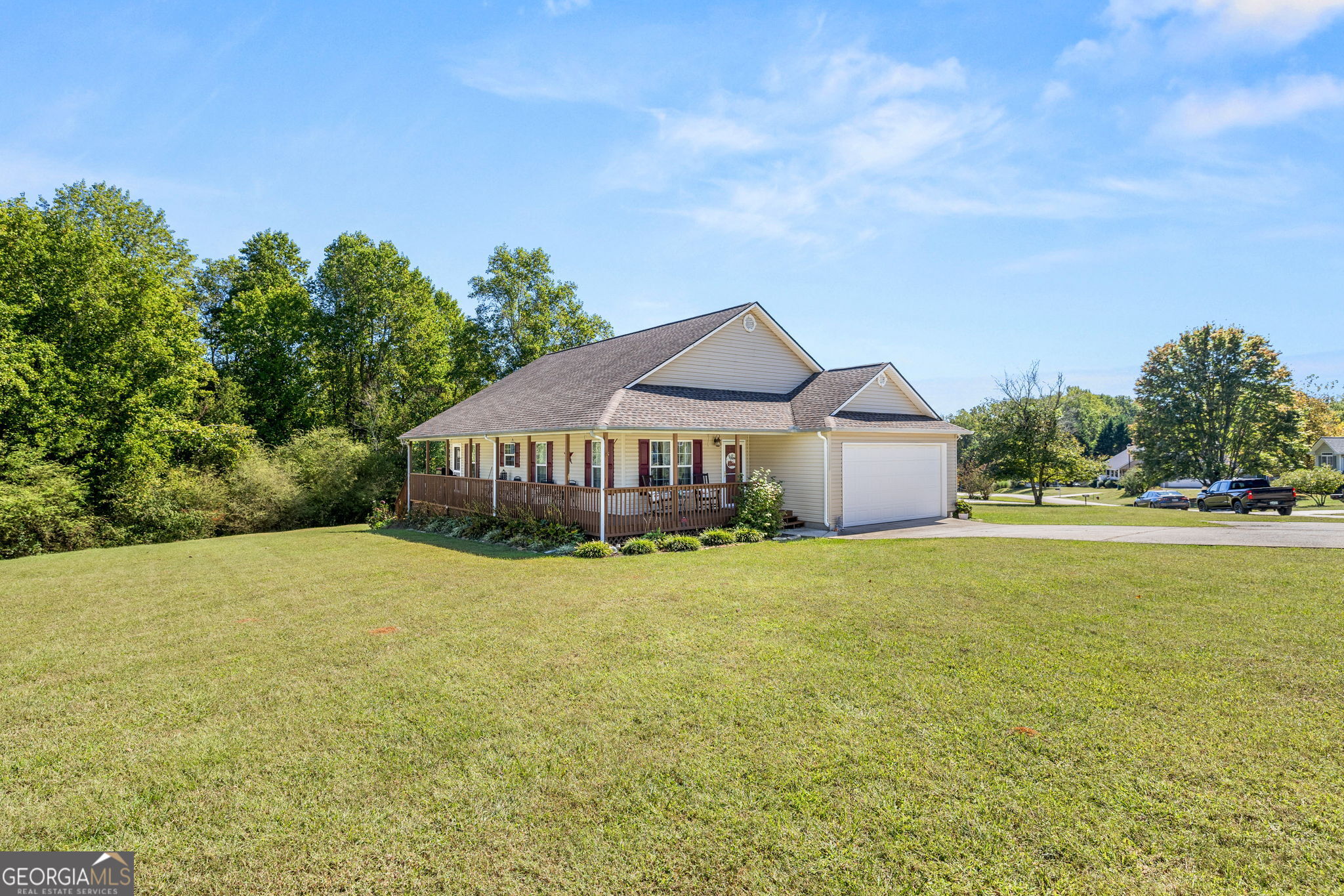 219 MALLARD POND CIRCLE