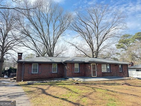 2498 Johnson DR Atlanta GA 30340