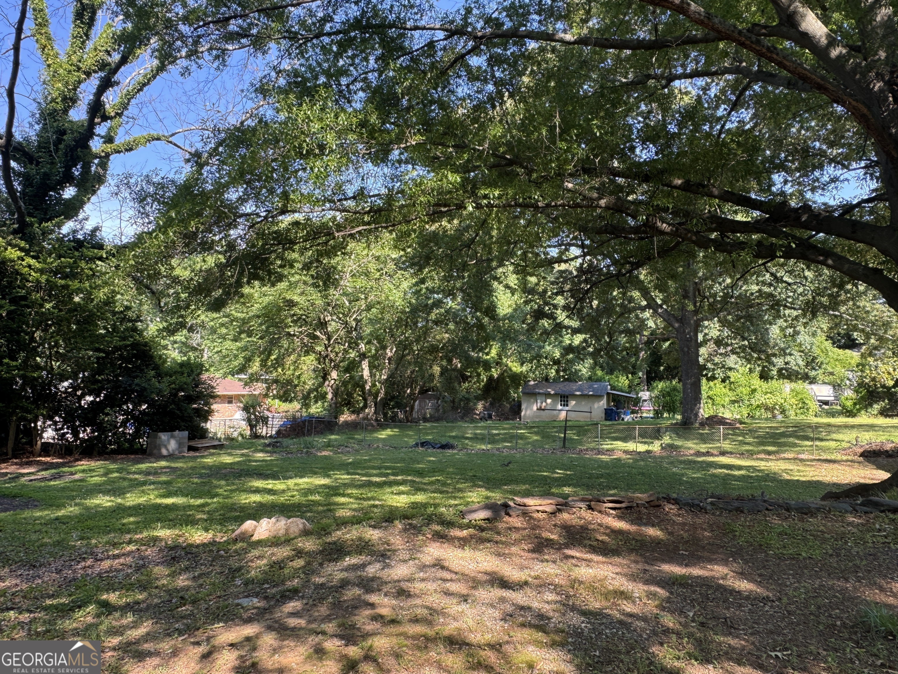 2498 Johnson DR
