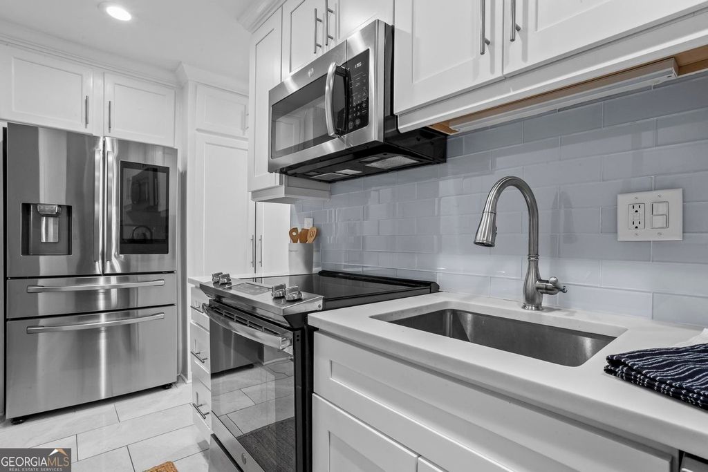 Photo of 30 5th Street NW #702, Atlanta, GA 30308 (MLS # 10685285)