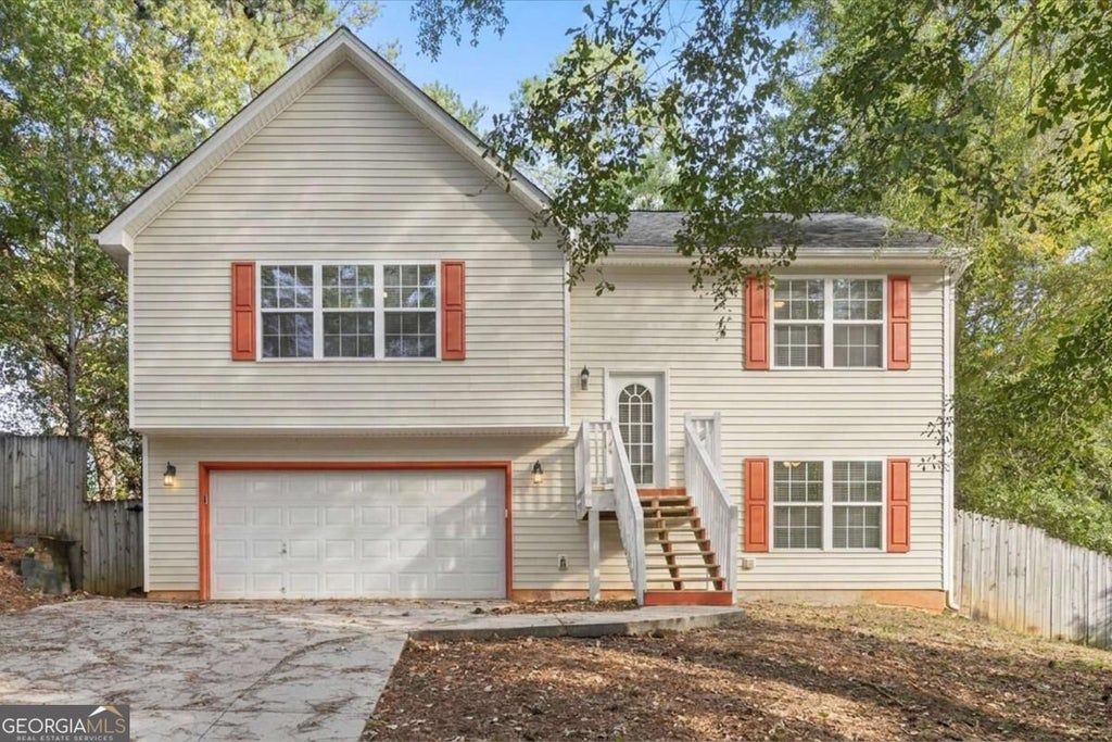 Photo of 3336 Creekwood Drive, Rex, GA 30273 (MLS # 10881634)