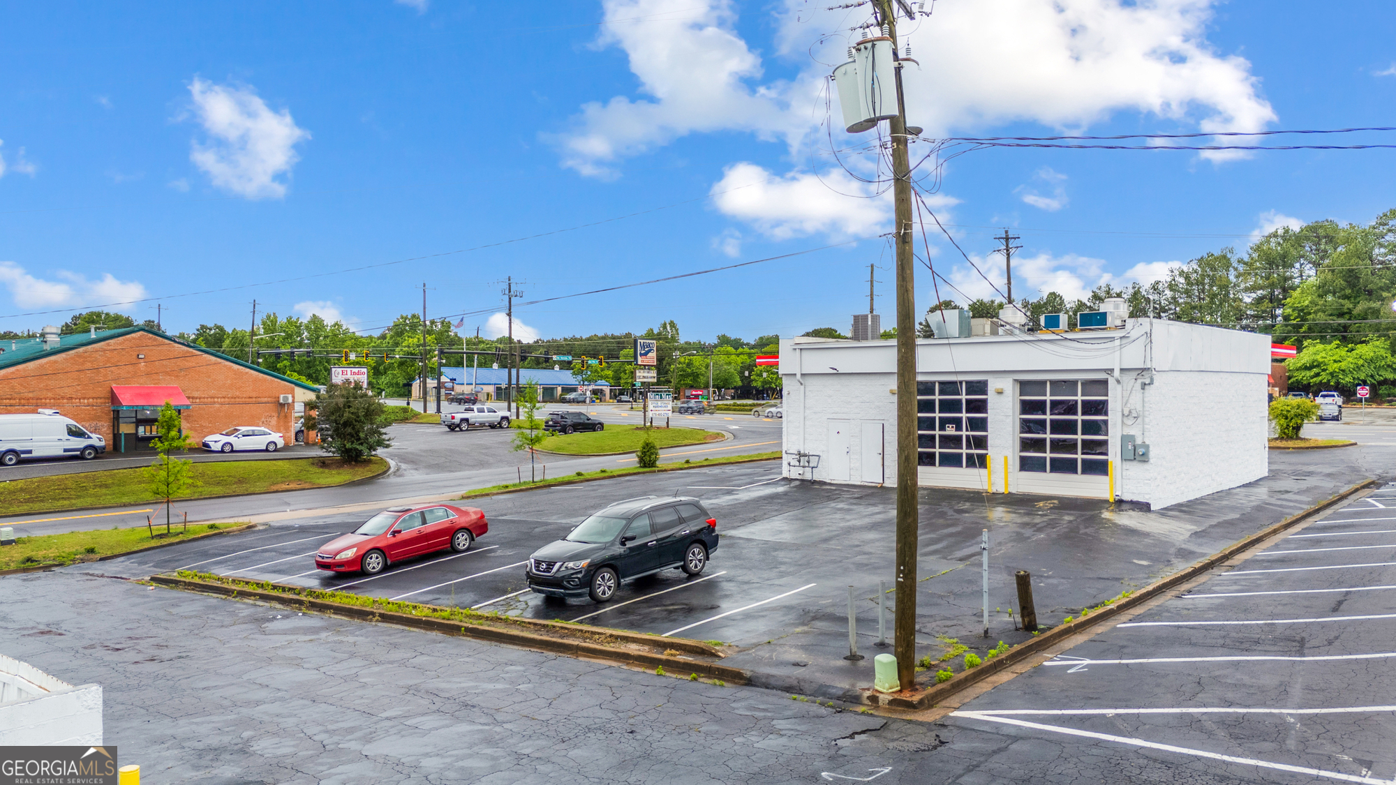 465 W Pike ST