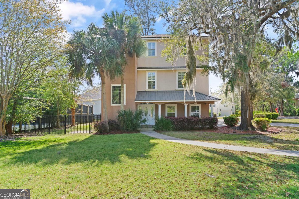 142 Montrose