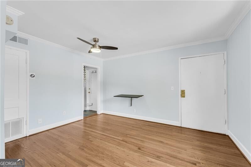 327 3rd ST NE 3