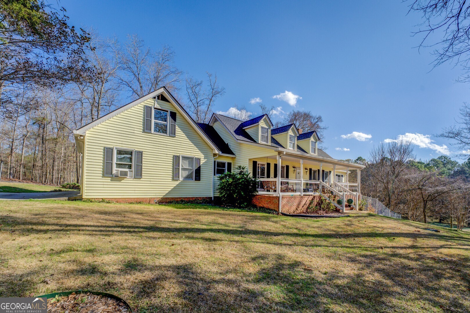1060 River Cove RD