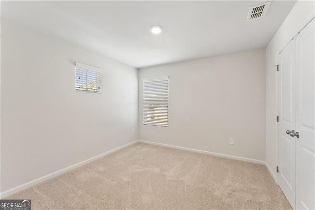 Dallas, Georgia 30132, United States, 5 Bedrooms Bedrooms, ,3 BathroomsBathrooms,Residential,Active,205100