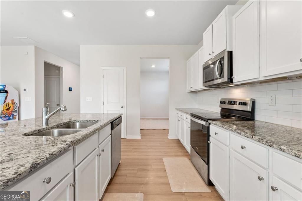 Dallas, Georgia 30132, United States, 5 Bedrooms Bedrooms, ,3 BathroomsBathrooms,Residential,Active,205100