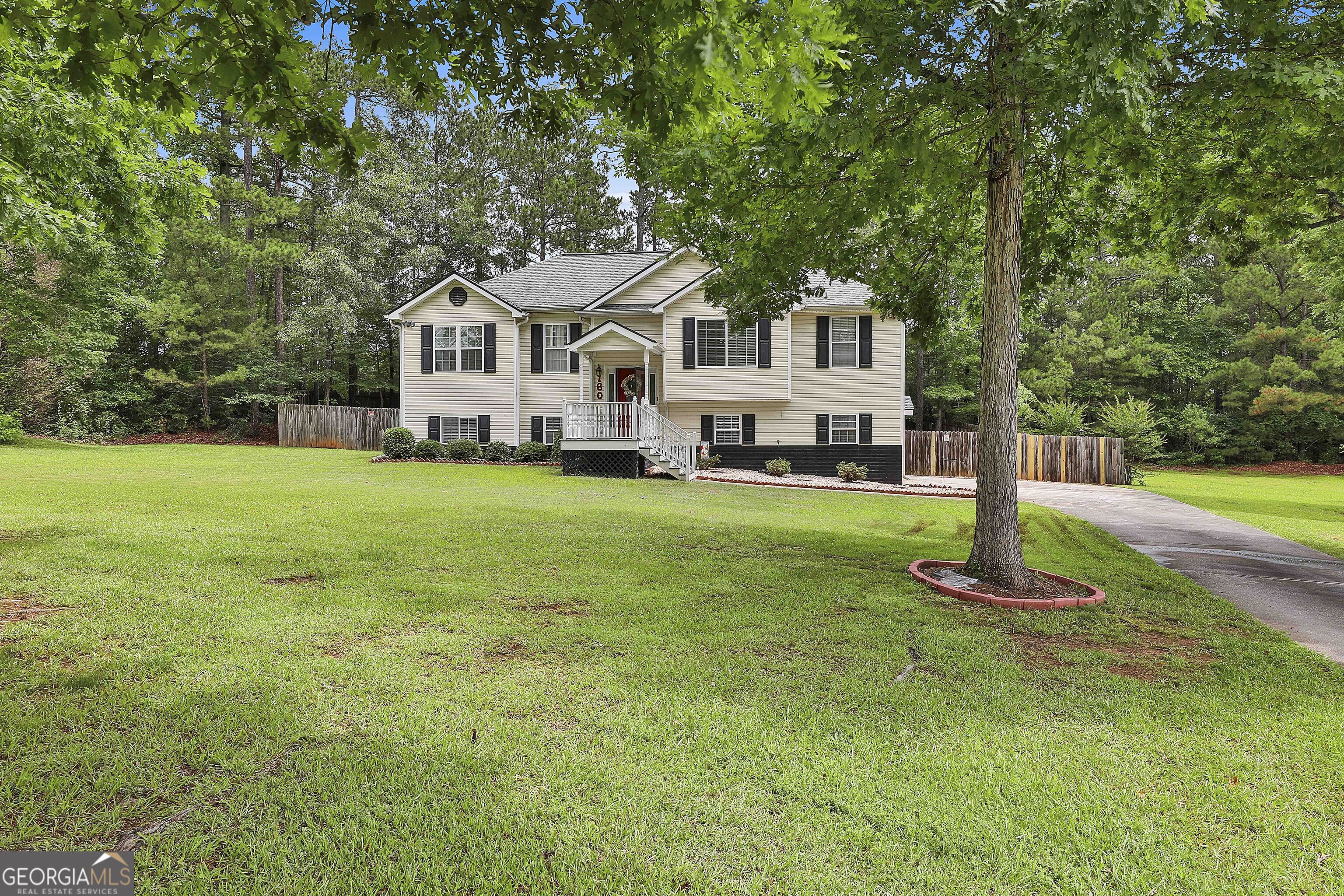 160 Huntington CT