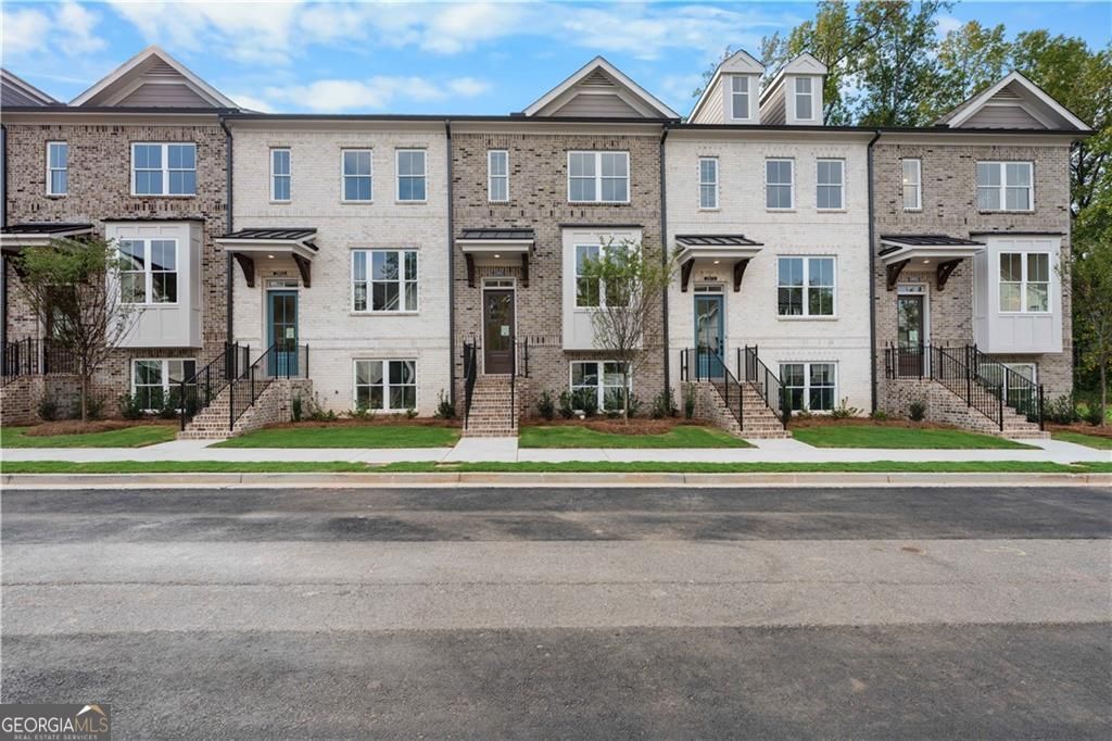 Photo of 2862 EVANSHIRE Avenue, DULUTH, GA 30096 (MLS # 10717147)