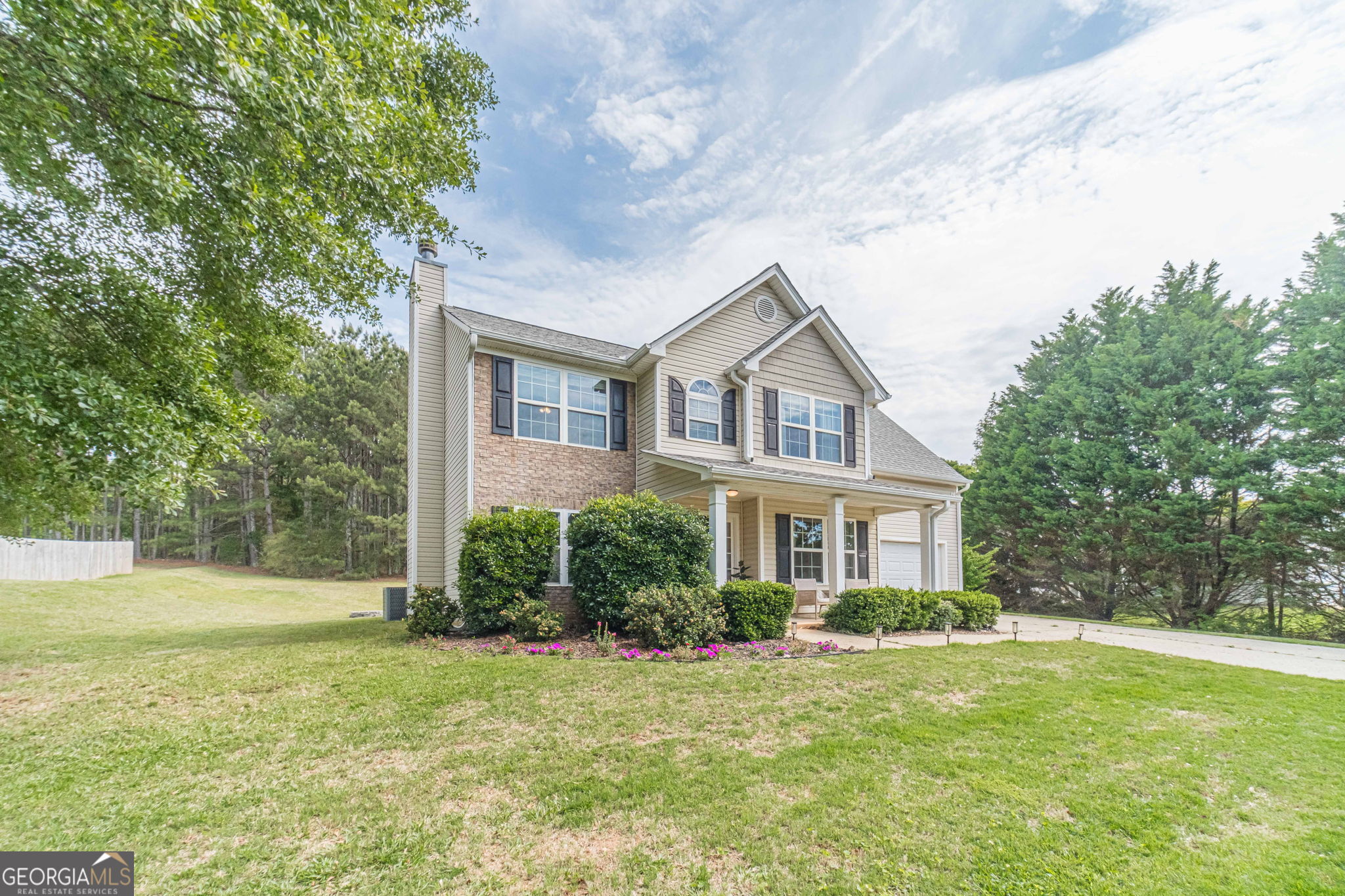 915 Downing DR