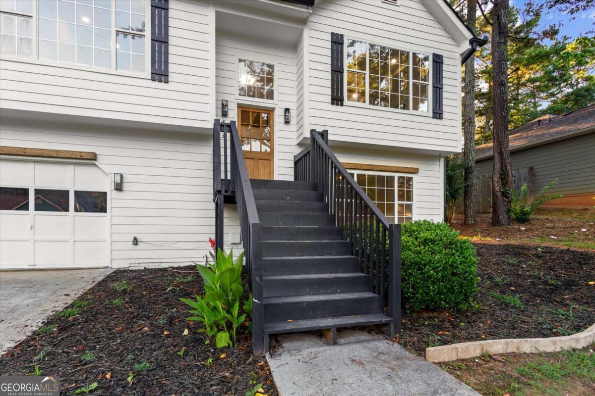 873 Stonebrook DR