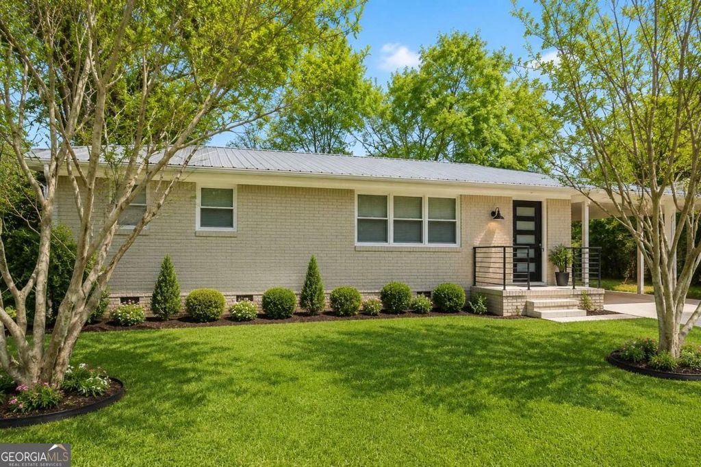 Photo of 115 Wood Street, Cornelia, GA 30531 (MLS # 10780827)