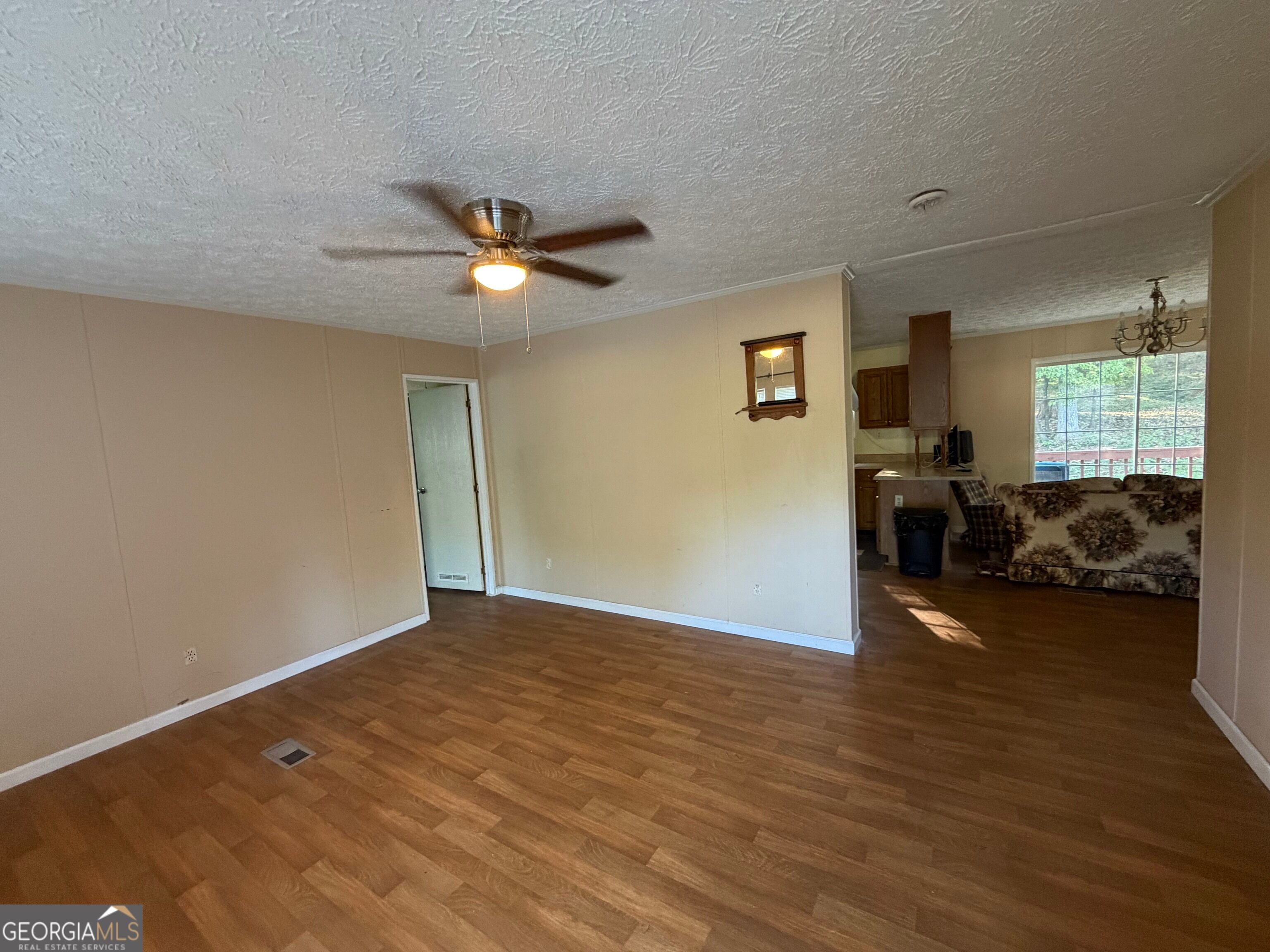 206 Benifield DR