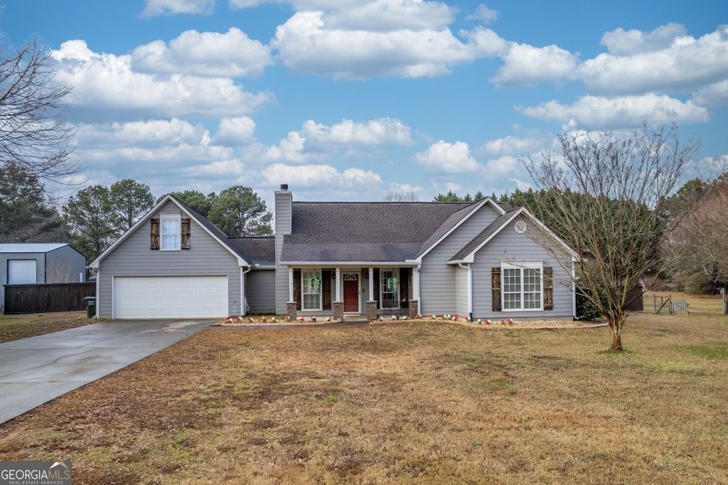 Photo of 3633 Saddlebrook Drive, Loganville, GA 30052 (MLS # 10687558)