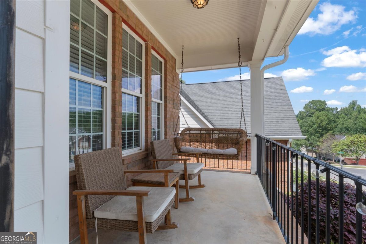 141 Huntington Shoals DR