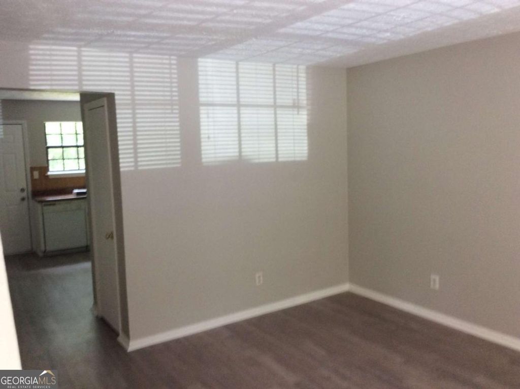 Photo of 130 Meadowbrook Court #B, Fayetteville, GA 30215 (MLS # 10726964)