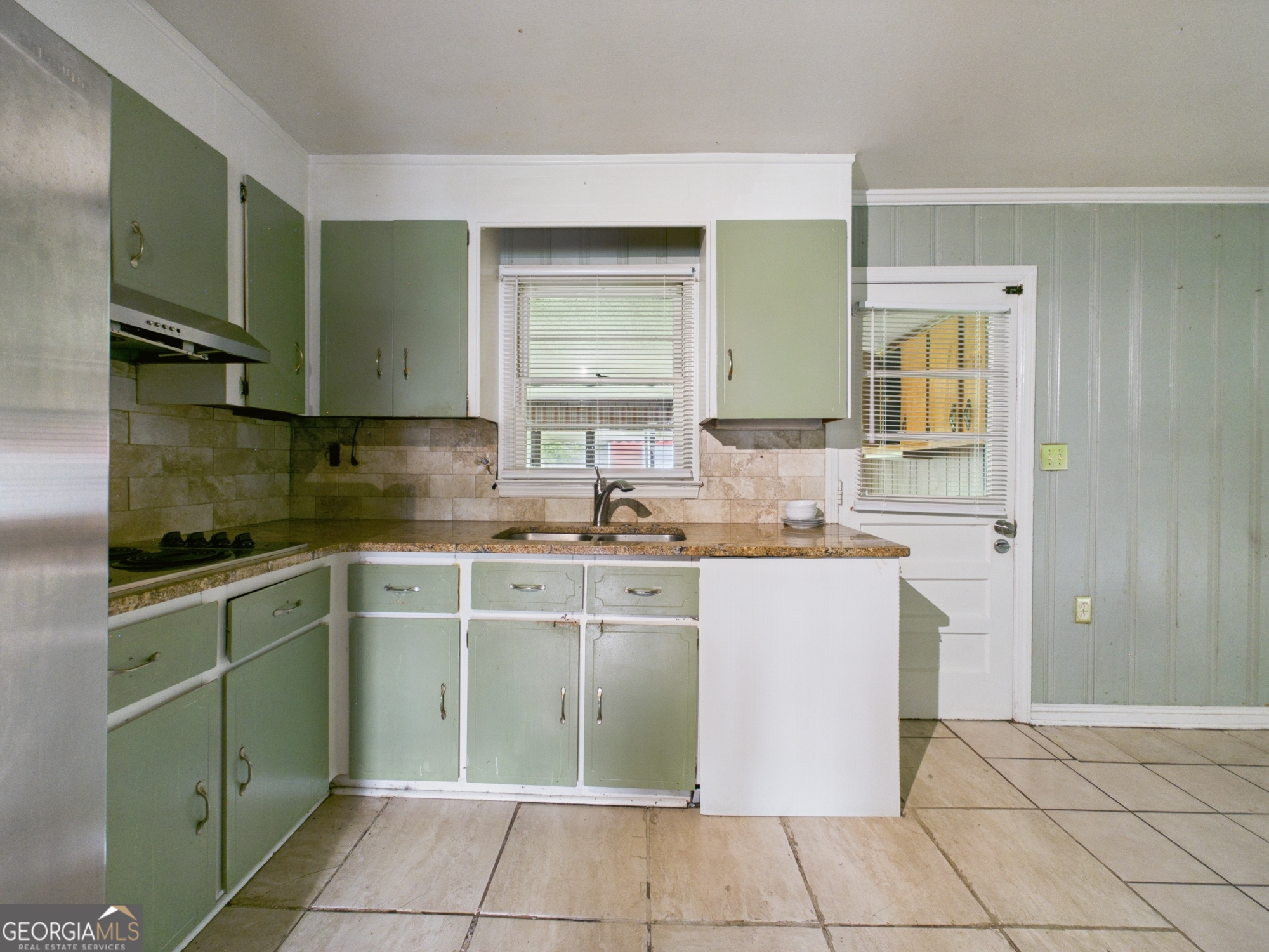 209 Bernard DR
