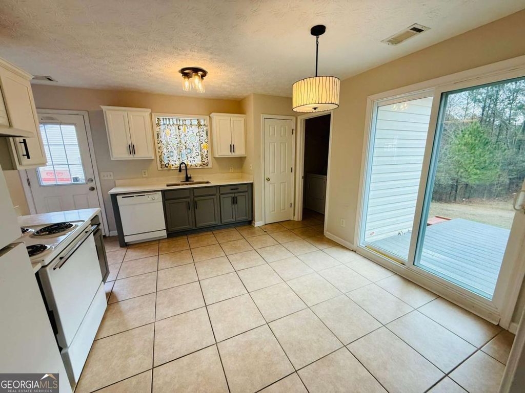 Photo of 325 Dreamland Court, Winder, GA 30680 (MLS # 10671296)