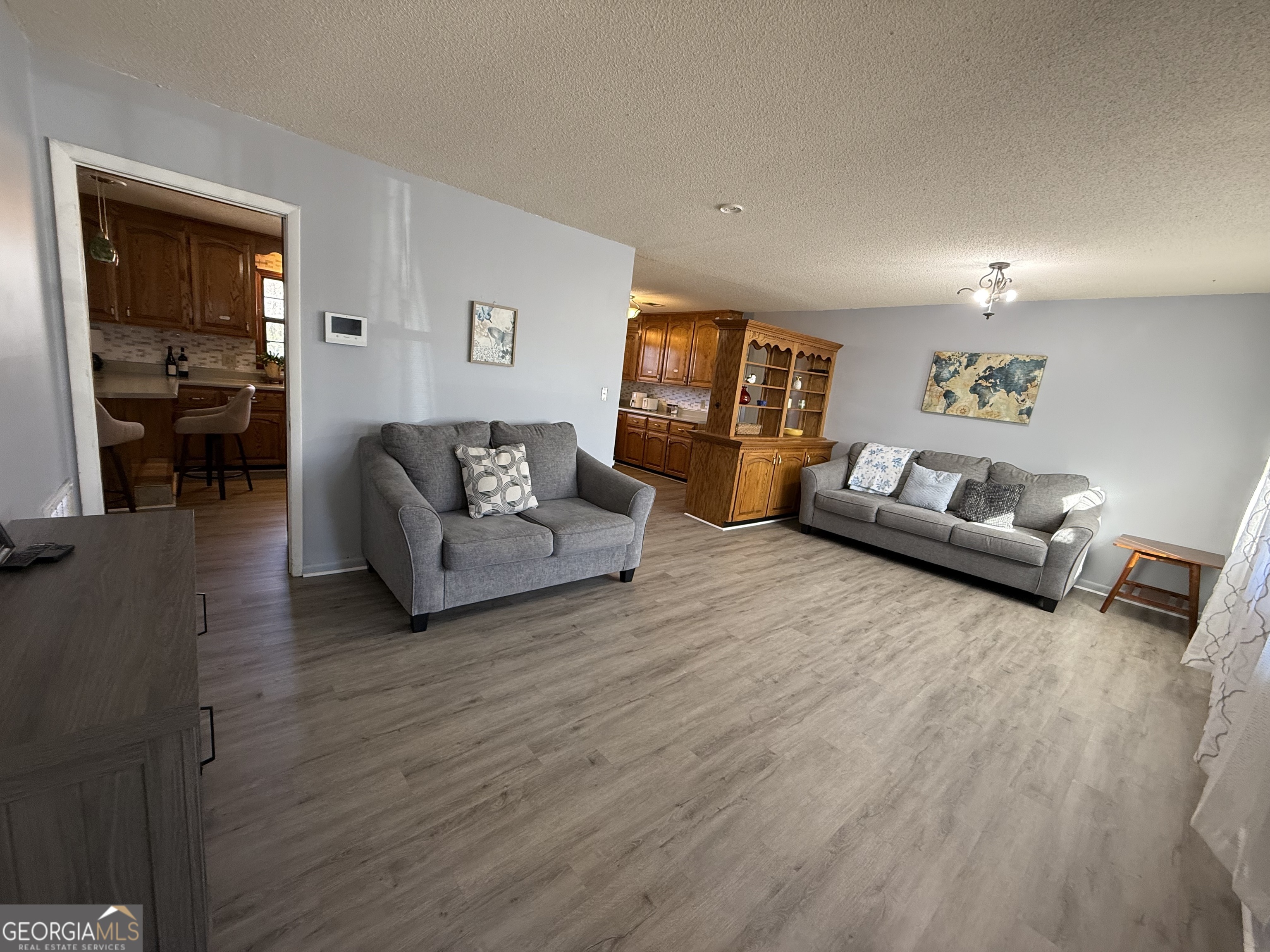 102 Hemlock ST
