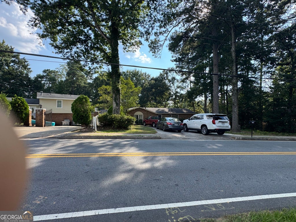 Photo of 3912 Donaldson Drive, Atlanta, GA 30341 (MLS # 10852780)
