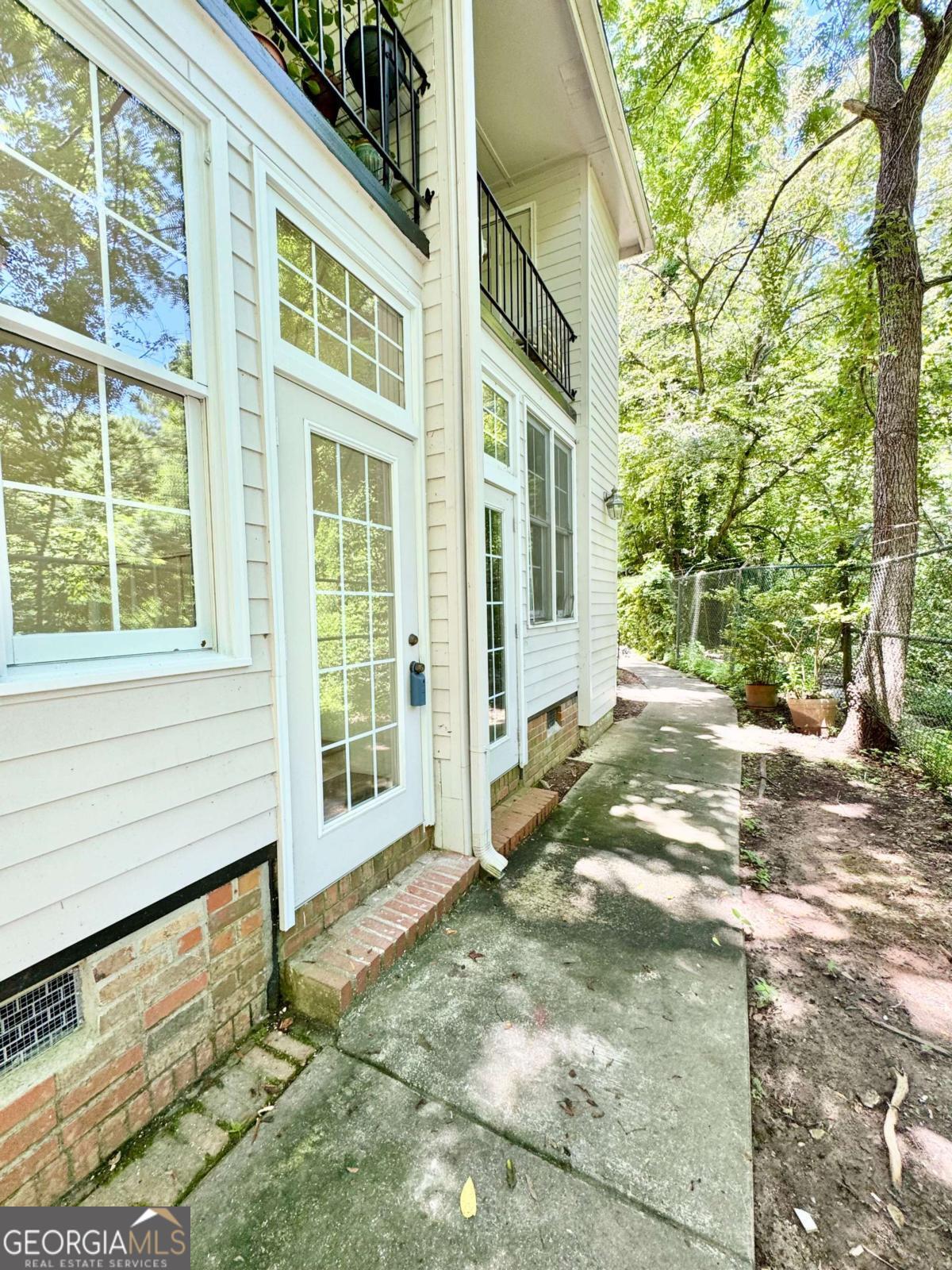 Raleigh Square - Residential