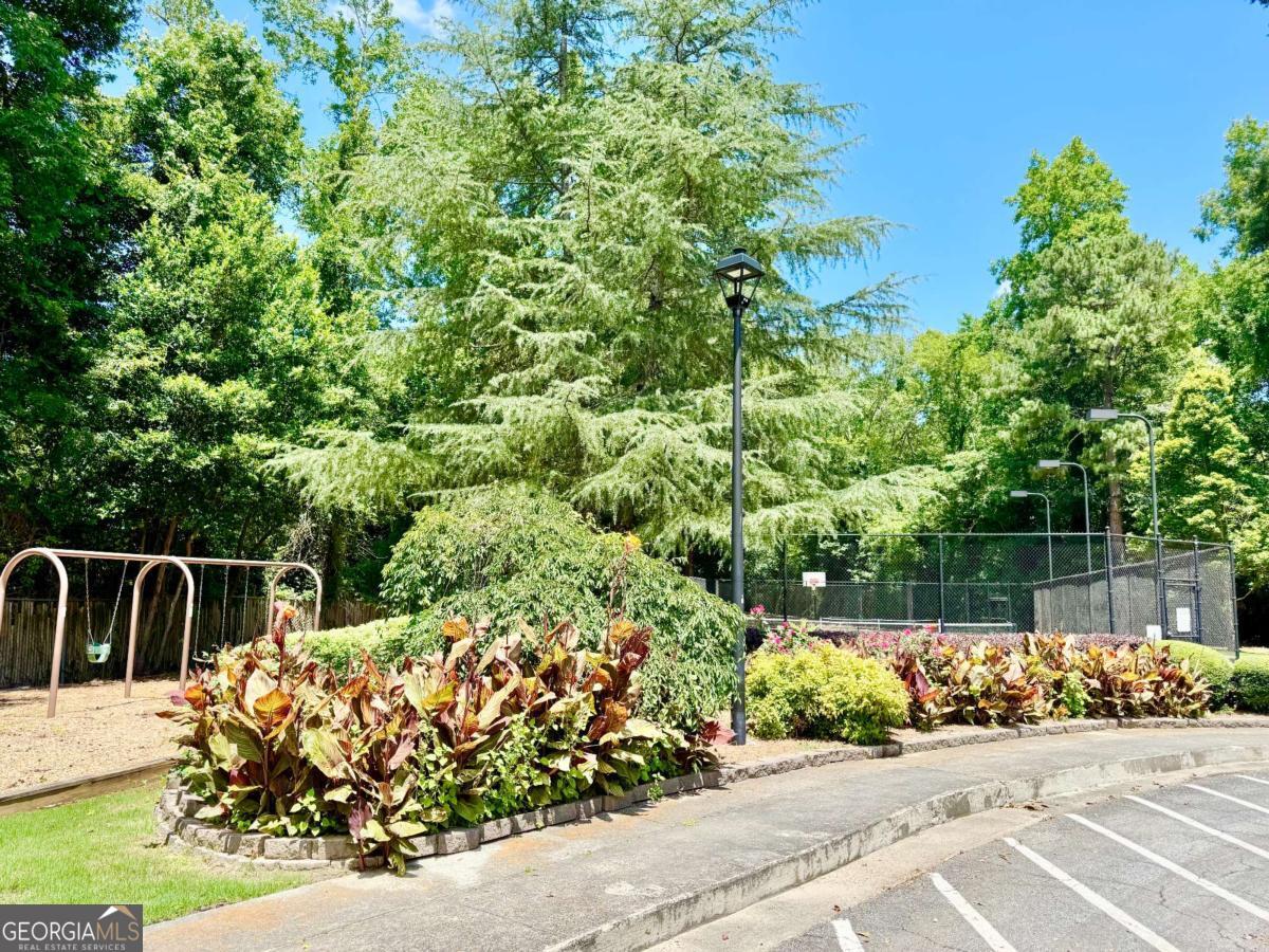 Raleigh Square - Residential