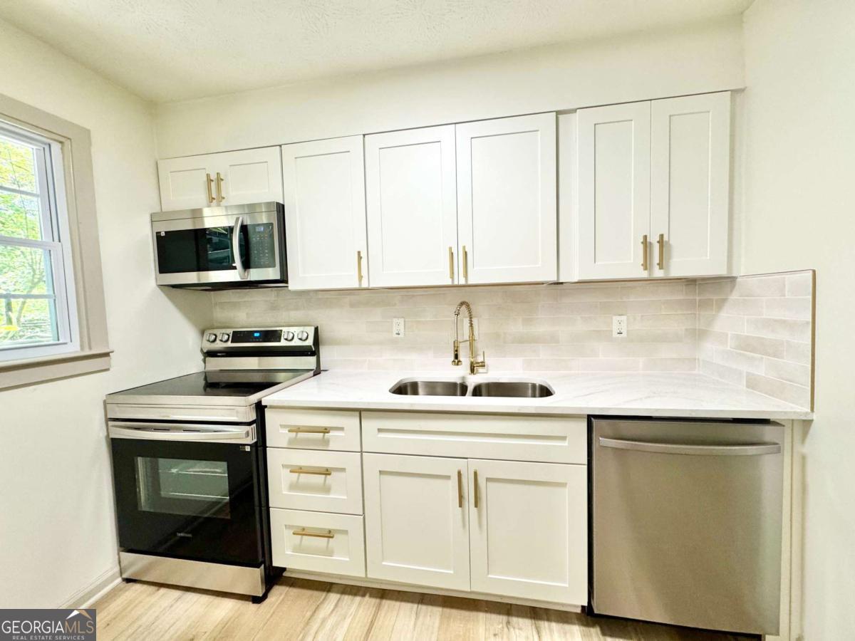 Raleigh Square - Residential