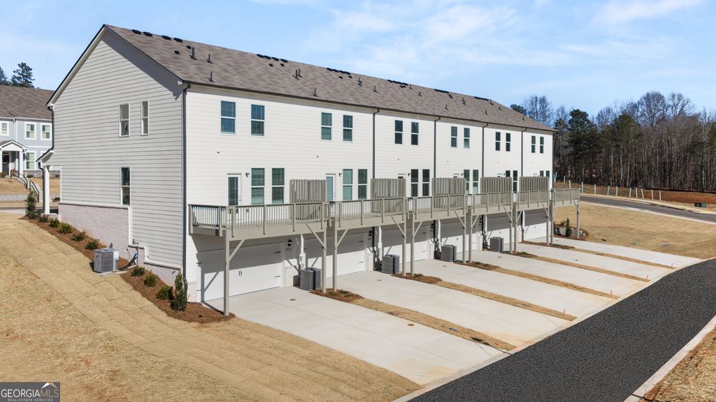 Photo of 6736 Leigh Street, Flowery Branch, GA 30542 (MLS # 10669123)