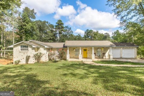 137 Shady DALE Macon GA 31220