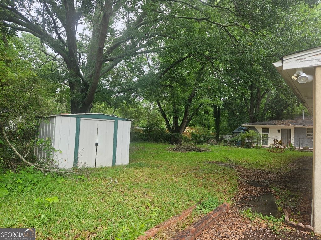 Photo of 501 Ridgecrest Drive, Riverdale, GA 30274 (MLS # 10774700)