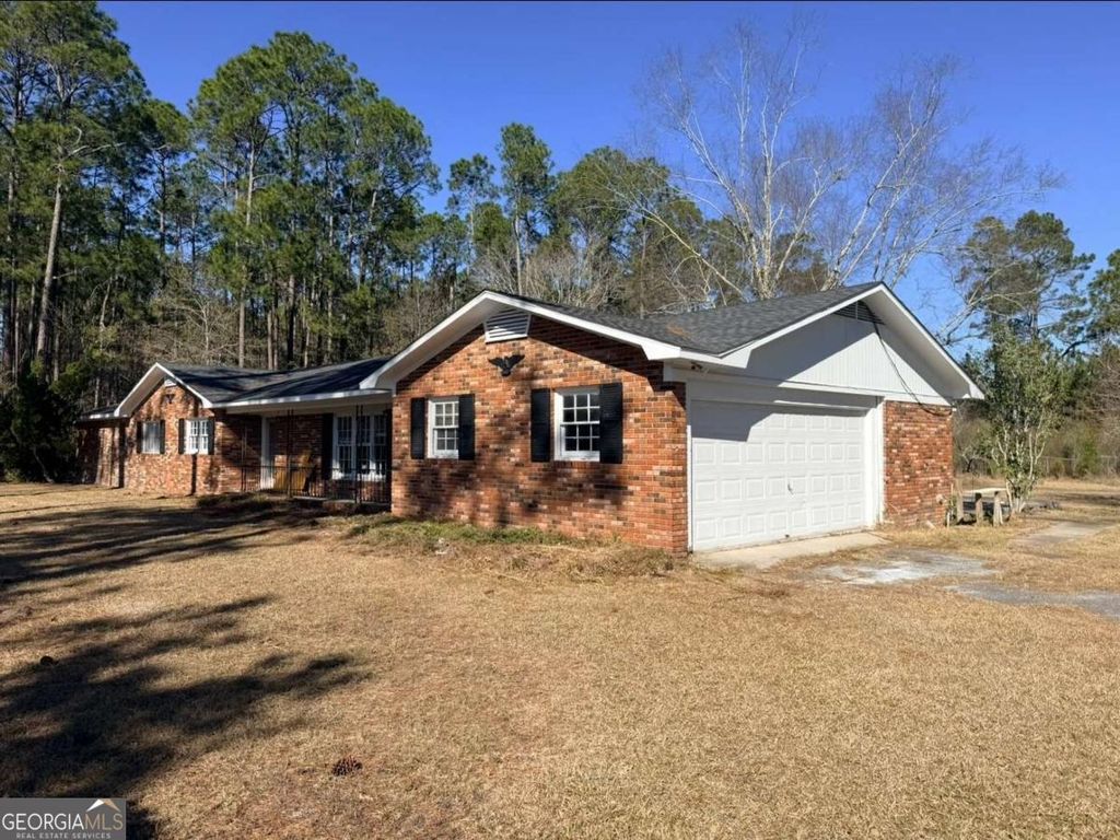 Photo of 2993 Golden Isle E Isle, Baxley, GA 31513 (MLS # 10674192)