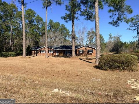 Photo of 2993 Golden Isle E Isle, Baxley, GA 31513 (MLS # 10674192)