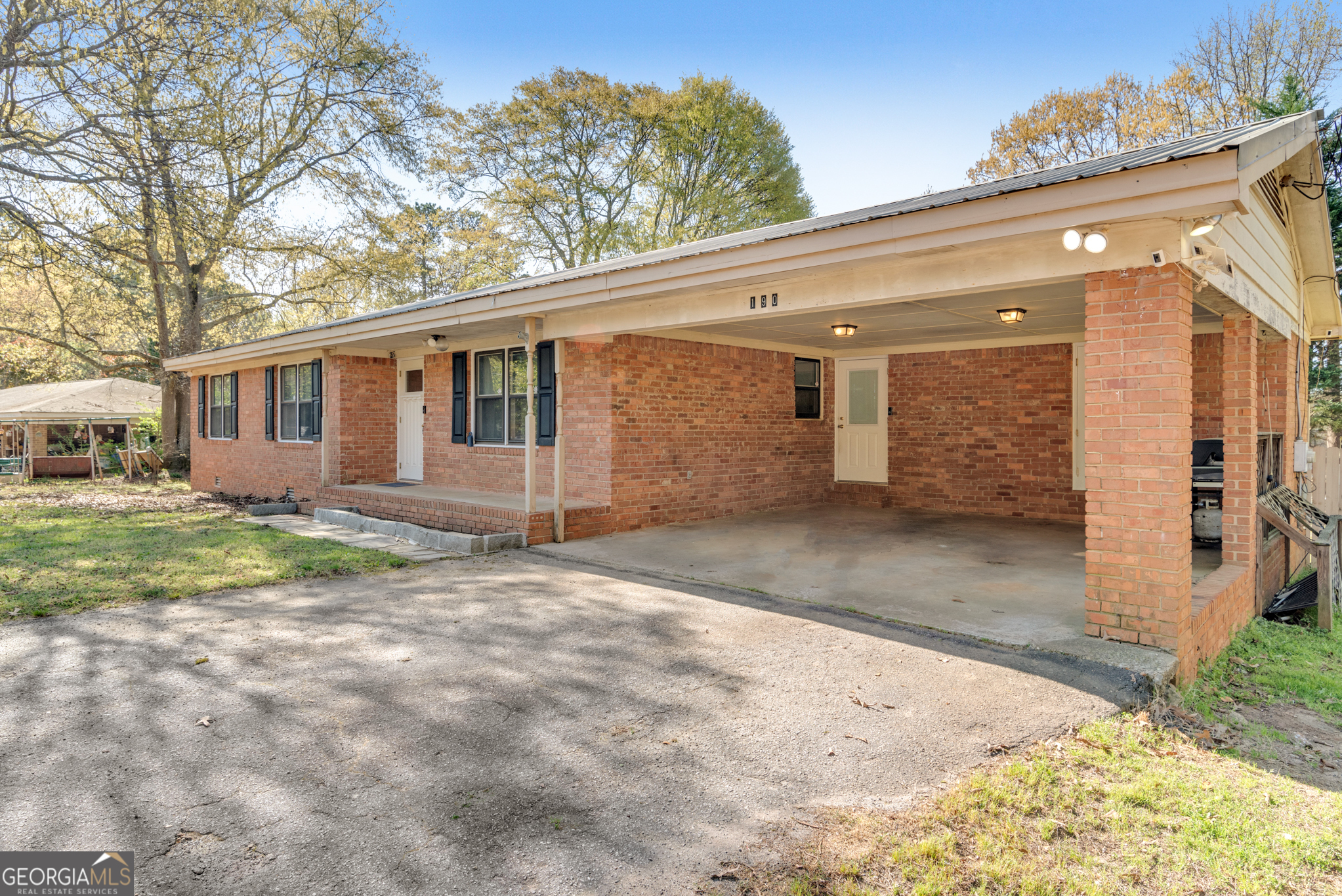 Listing image 1