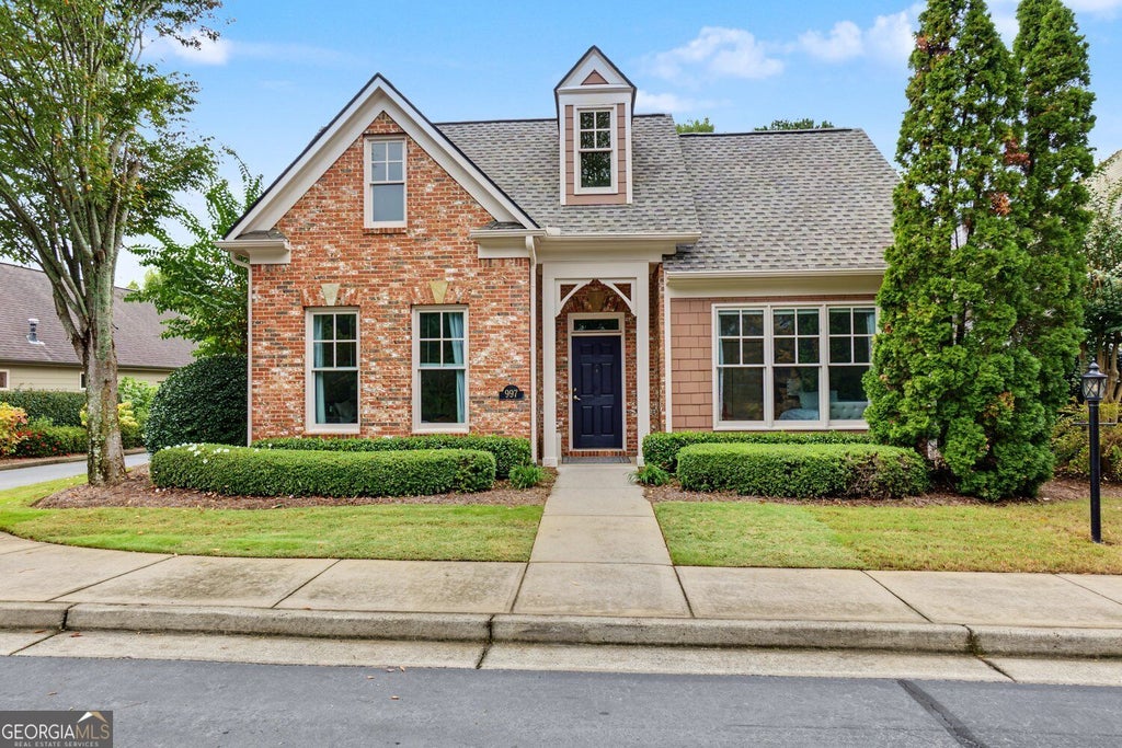 Photo of 997 Grey Village Way, Marietta, GA 30068 (MLS # 10873871)