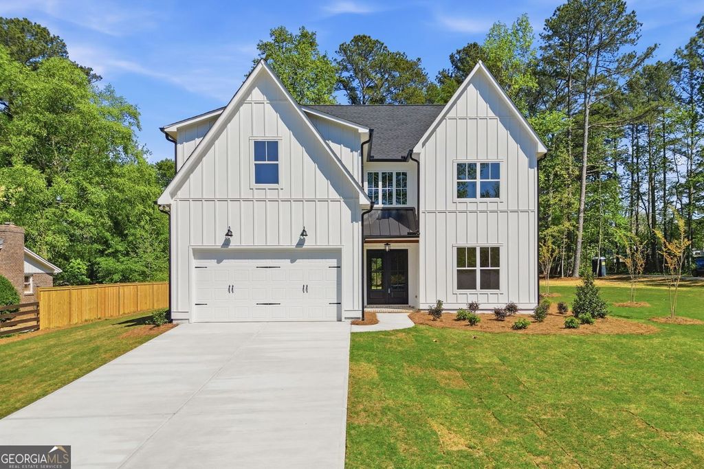 Photo of 2487 Sims Drive NE, Marietta, GA 30066 (MLS # 10729895)