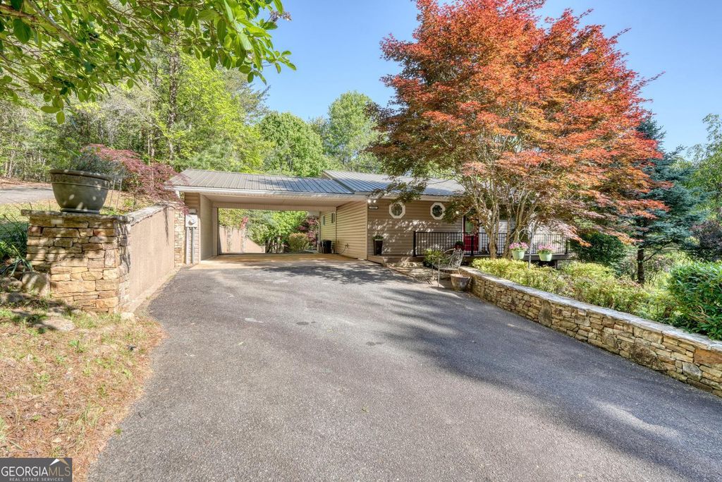 Photo of 5940 Jackson Lane, Young Harris, GA 30582 (MLS # 10766180)