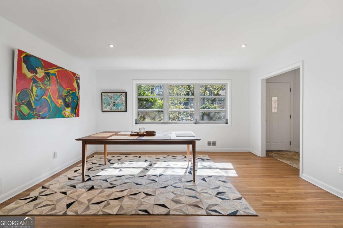 2478 Woodacres RD NE