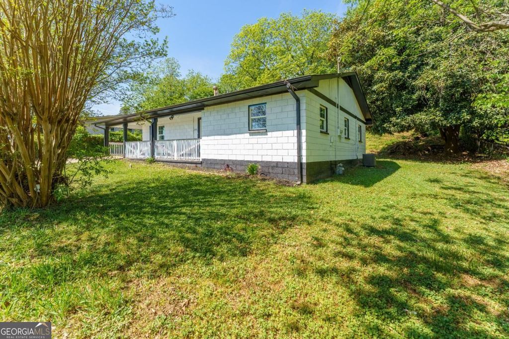 Photo of 2491 Martin Luther King Jr Boulevard, Gainesville, GA 30501 (MLS # 10734937)