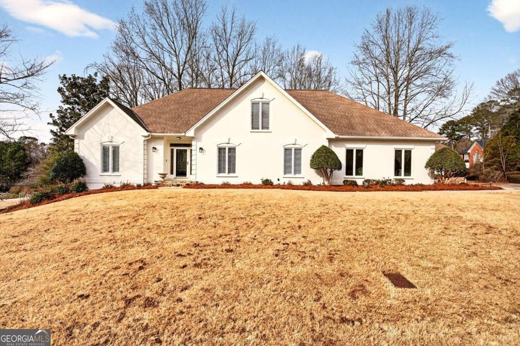 Photo of 6100 Lackland Court, Peachtree Corners, GA 30092 (MLS # 10682114)