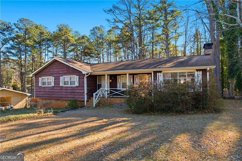 Photo of 3180 Sandy Plains Road, Marietta, GA 30066 (MLS # 10673929)