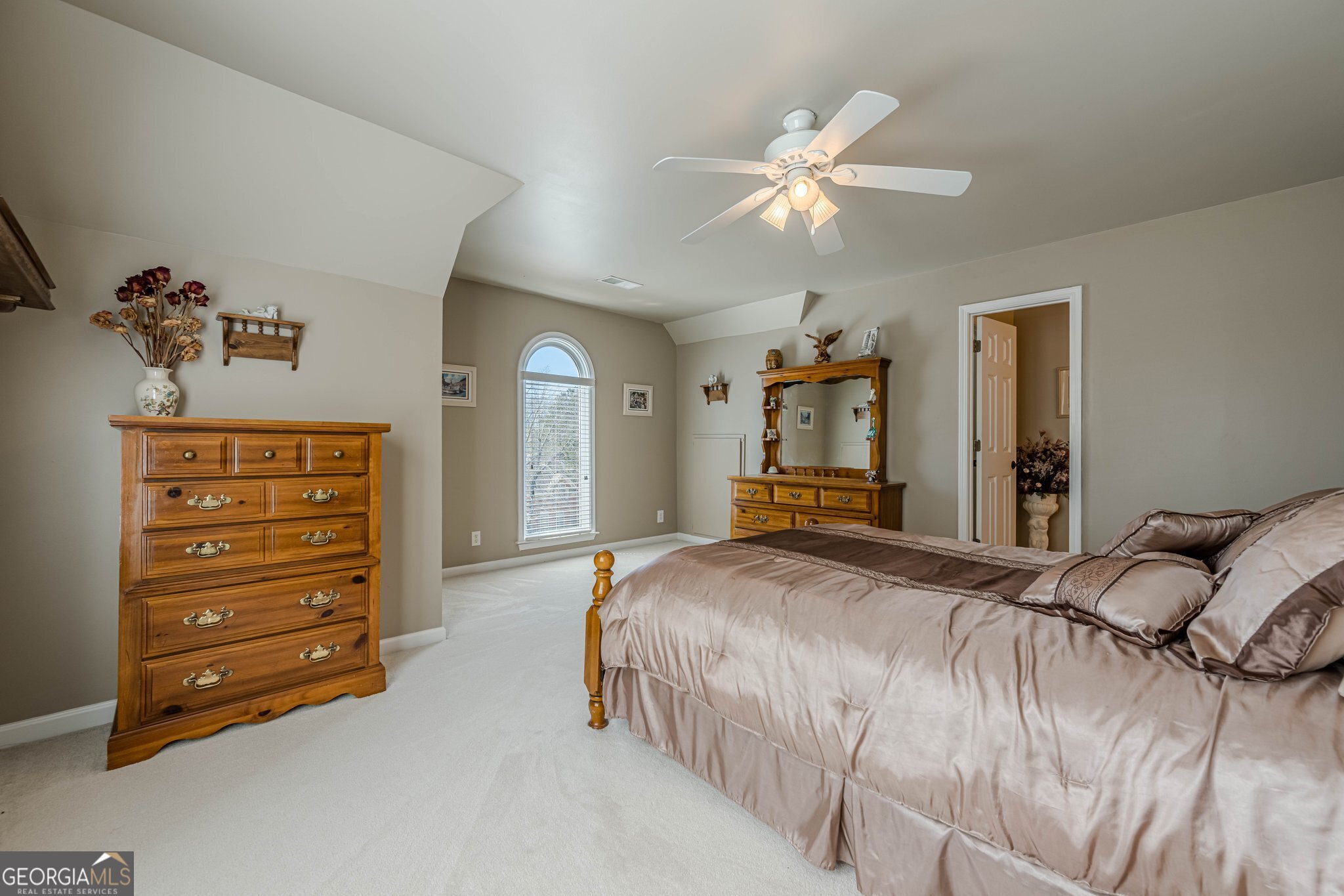 Cumming, Georgia 30028, United States, 5 Bedrooms Bedrooms, ,4 BathroomsBathrooms,Residential,Active,87951