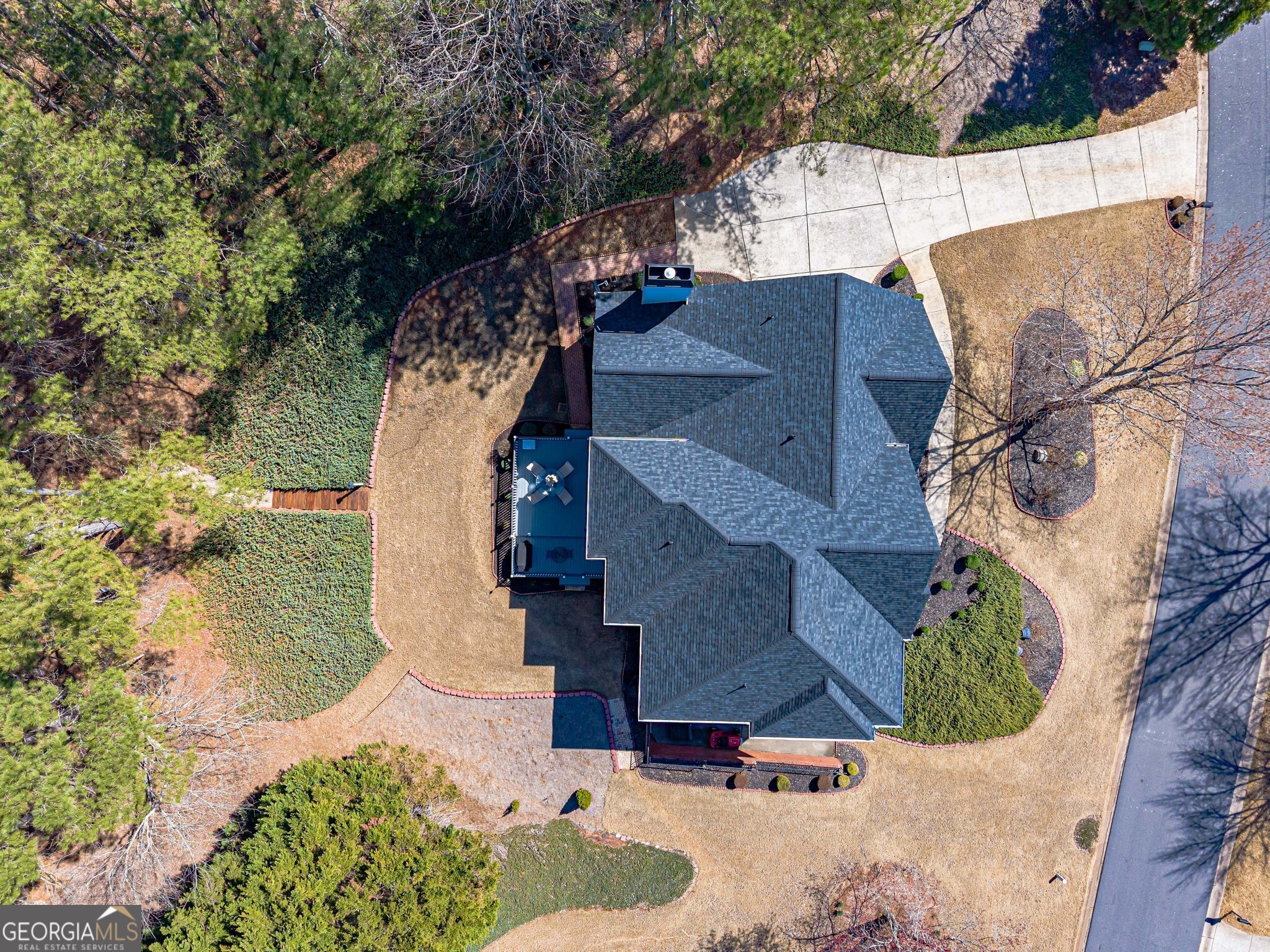 Cumming, Georgia 30028, United States, 5 Bedrooms Bedrooms, ,4 BathroomsBathrooms,Residential,Active,87951