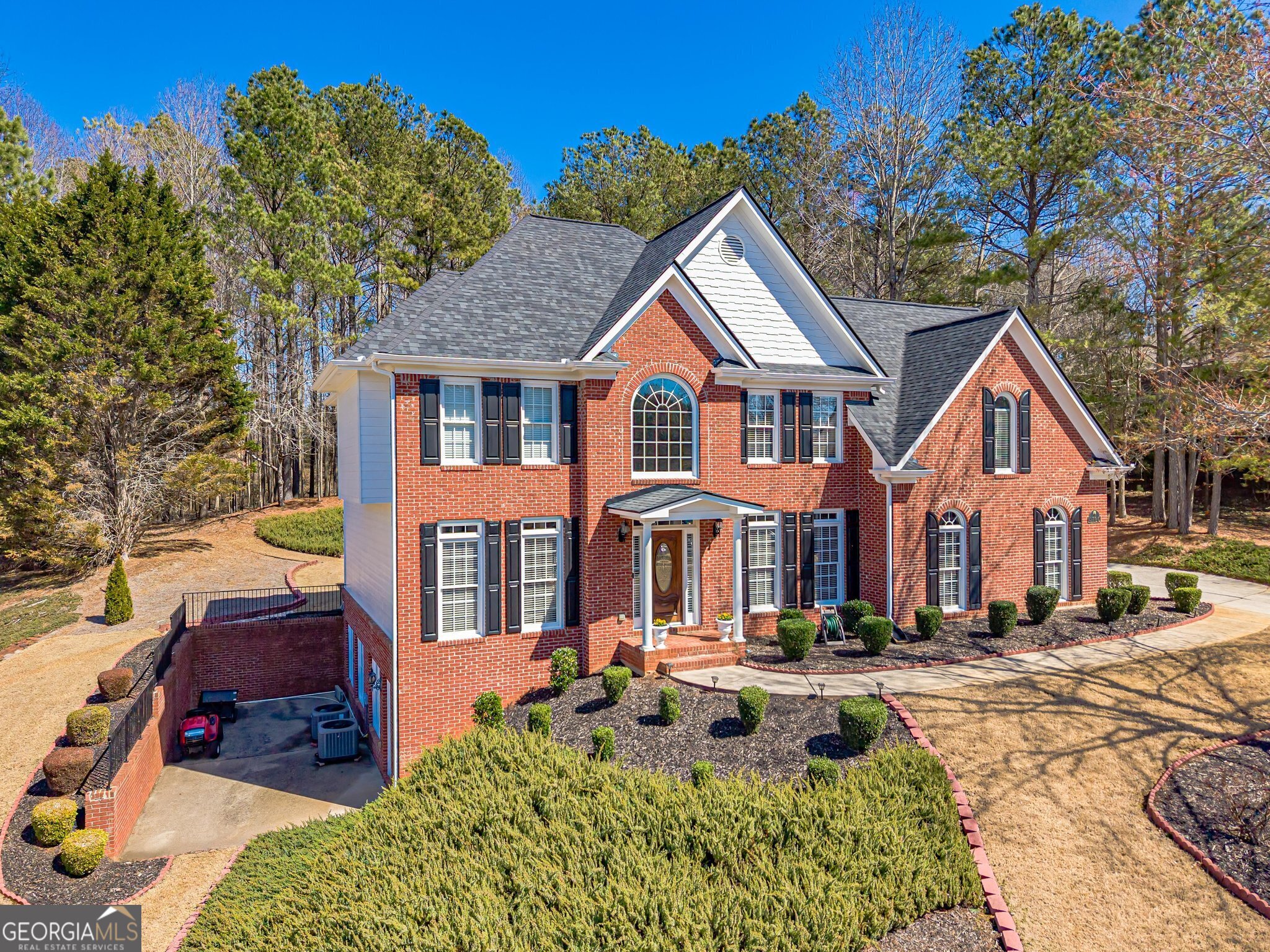 Cumming, Georgia 30028, United States, 5 Bedrooms Bedrooms, ,4 BathroomsBathrooms,Residential,Active,87951