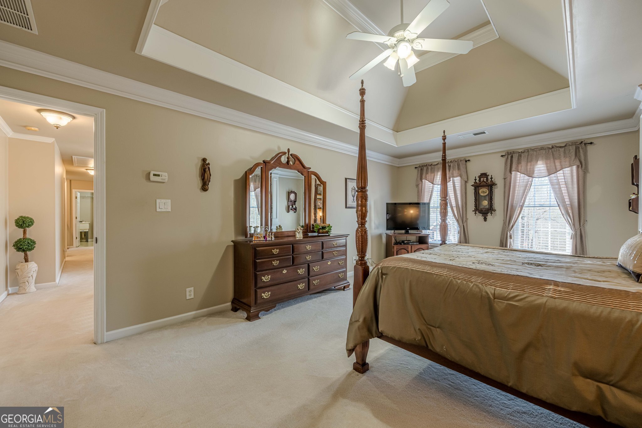 Cumming, Georgia 30028, United States, 5 Bedrooms Bedrooms, ,4 BathroomsBathrooms,Residential,Active,87951