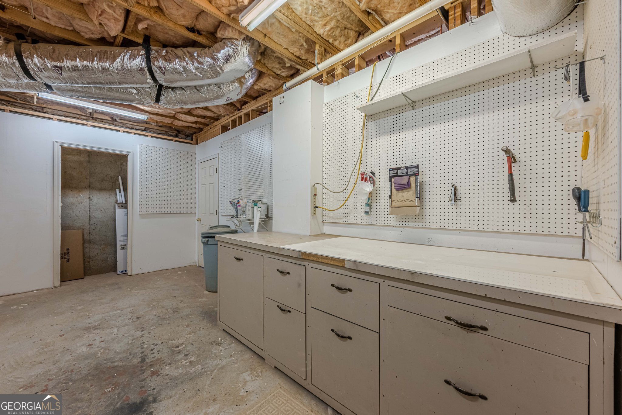 Cumming, Georgia 30028, United States, 5 Bedrooms Bedrooms, ,4 BathroomsBathrooms,Residential,Active,87951