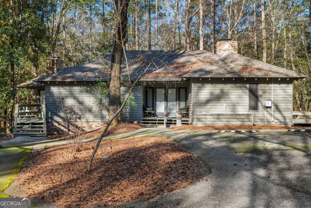 Photo of 1231 Falls Creek Lane, Pine Mountain, GA 31822 (MLS # 10712267)