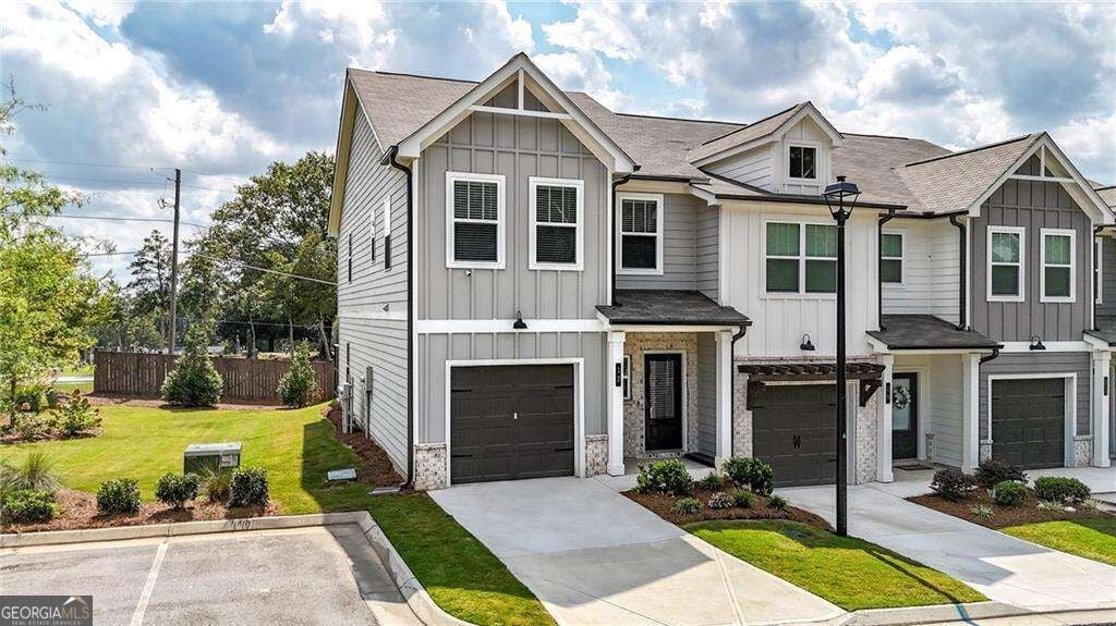 17 Benscot DR